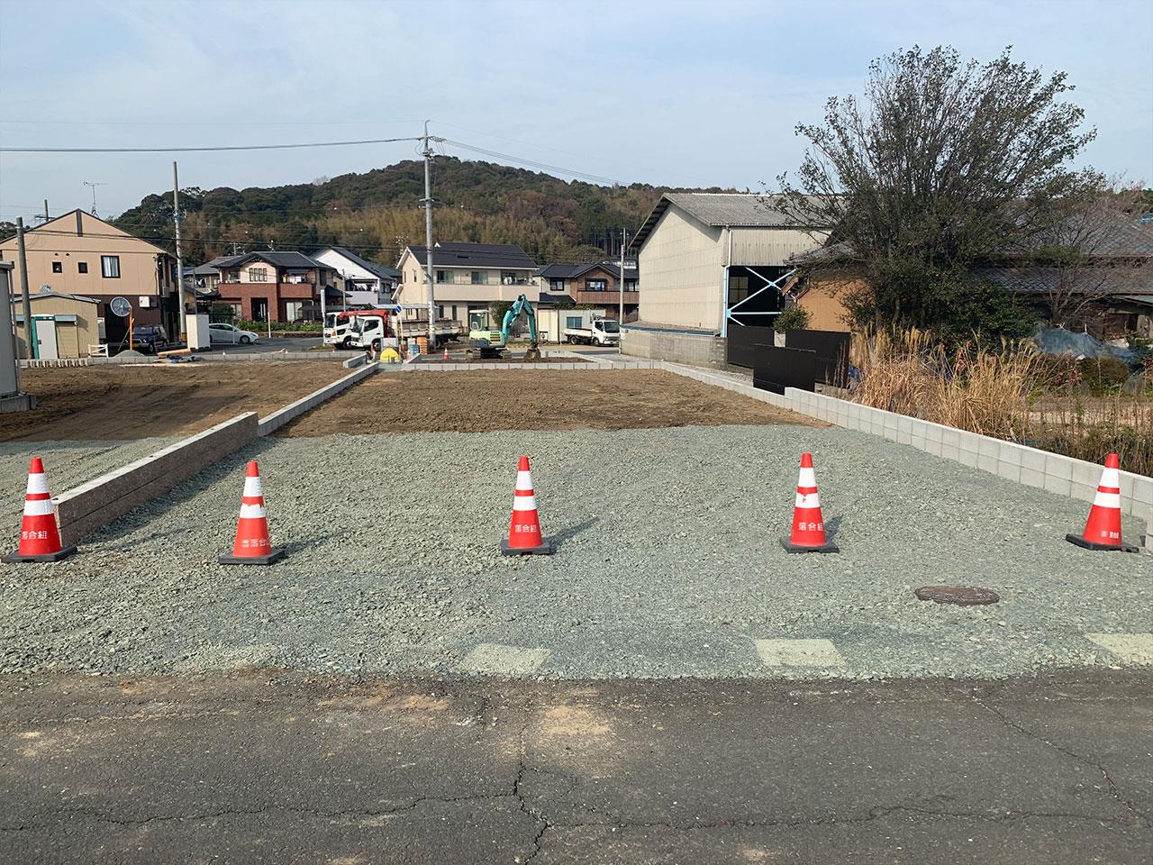 土木工事の職人募集をお探しなら豊川市の弊社へ。経験者・未経験者問わず資格取得を支援しています。